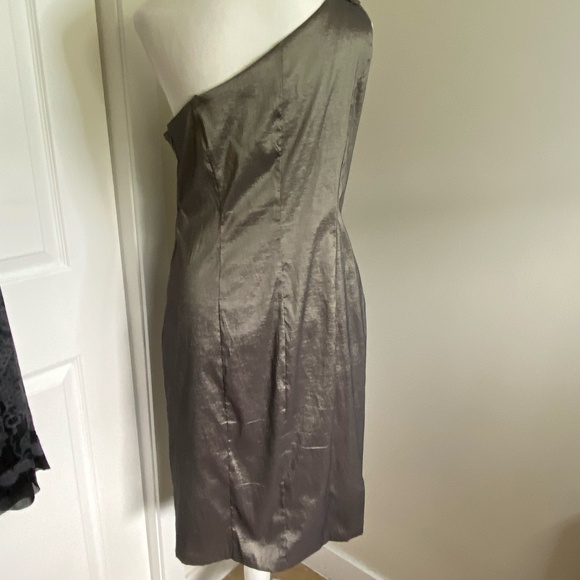 R&M Richards Satin Beaded One Shoulder Ruched Party Wedding Guest Event Dress-14 - Picture 4 of 16